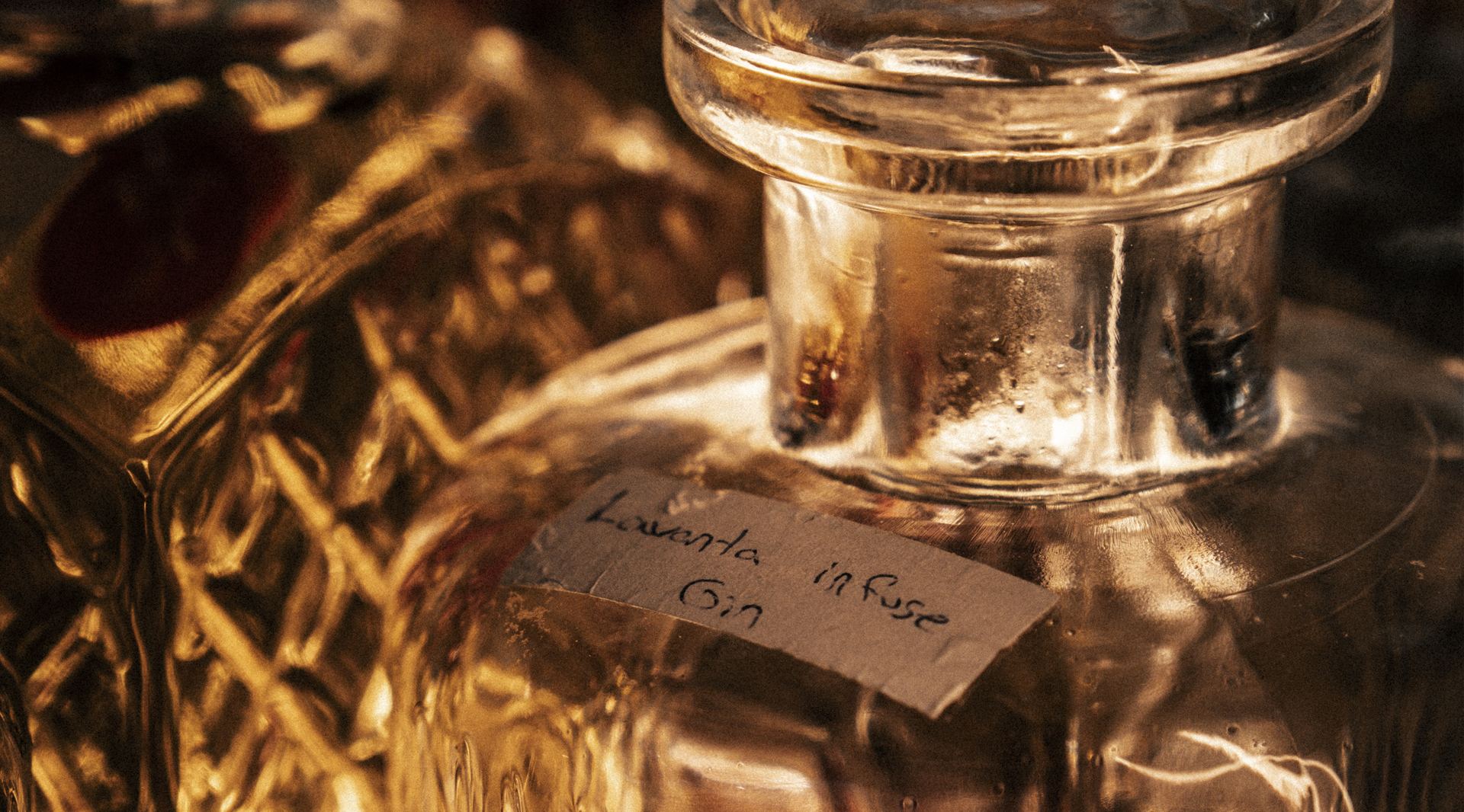 Manzé Istanbul bar detail